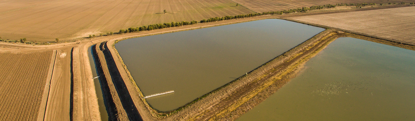 Large storage dams in farmland