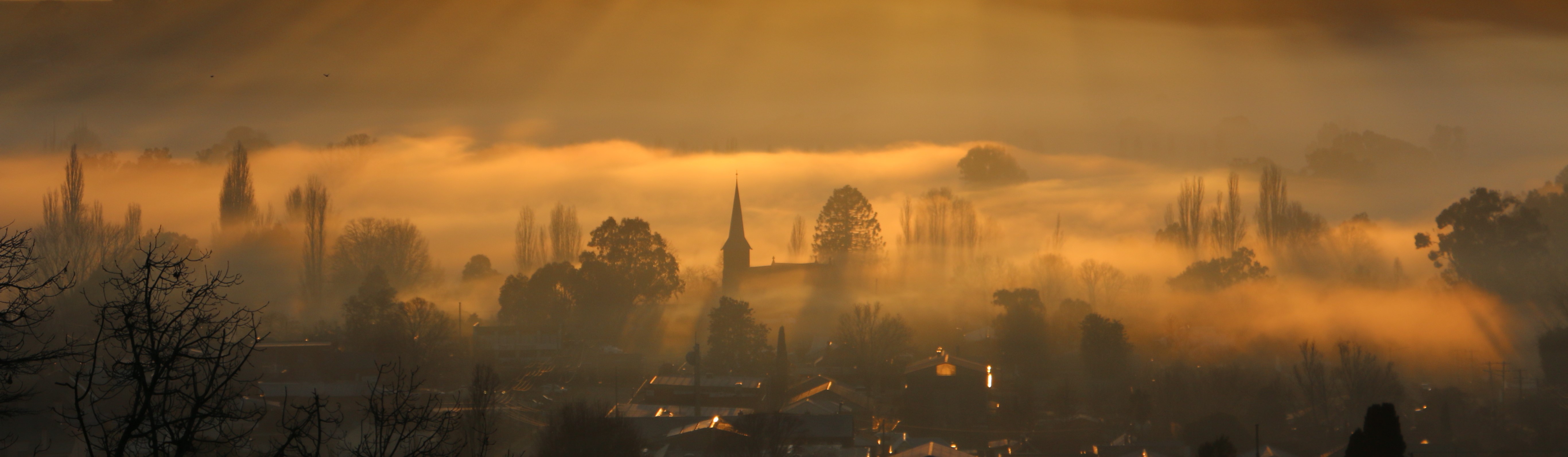 Winter sunrise view over Tumut Valley